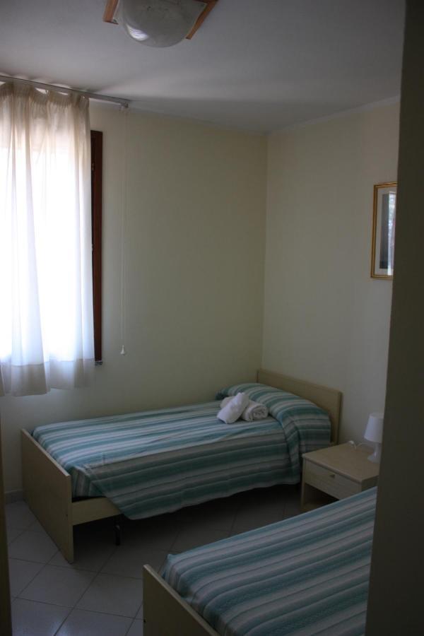 Hotel La Pineta Arborea Extérieur photo