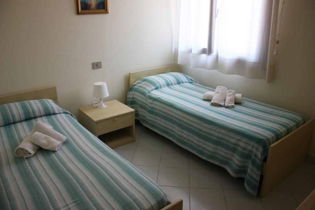 Hotel La Pineta Arborea Extérieur photo