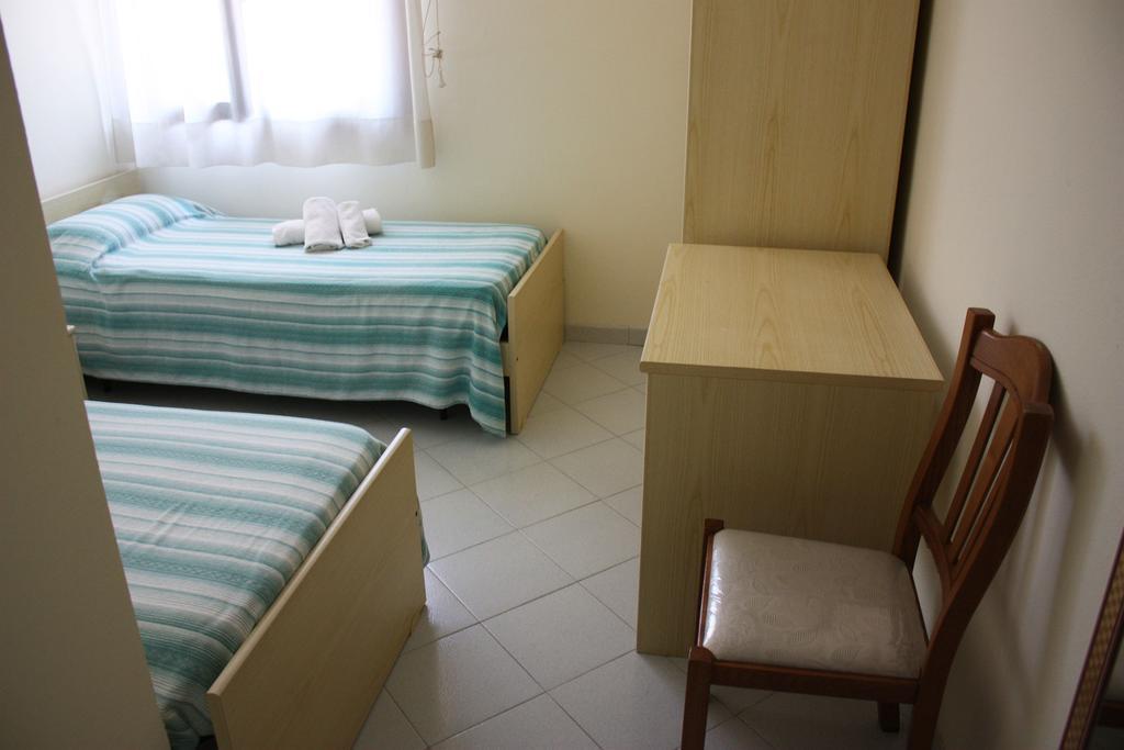 Hotel La Pineta Arborea Extérieur photo
